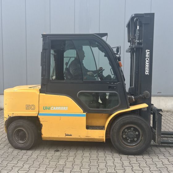 Unicarriers GX-50 (DG1F4A50Q) - Dízel targonca: 3 kép. Unicarriers GX-50 (DG1F4A50Q) - Dízel targonca: 3 kép.