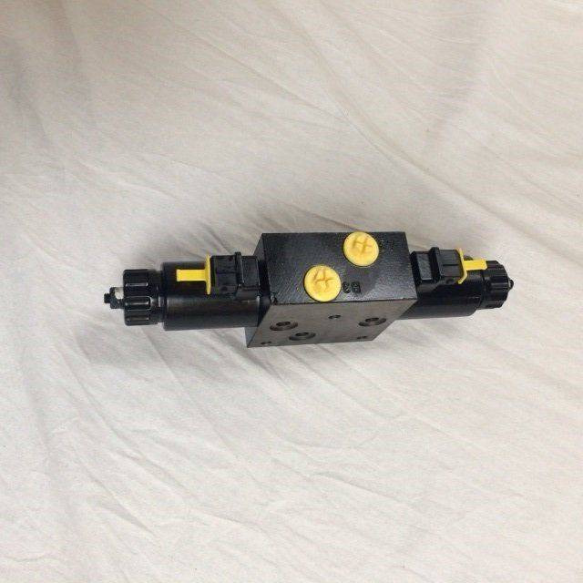Valve,Element for Caterpillar - Hidraulikus szelep - Anyagmozgató gép: 2 kép. Valve,Element for Caterpillar - Hidraulikus szelep - Anyagmozgató gép: 2 kép.