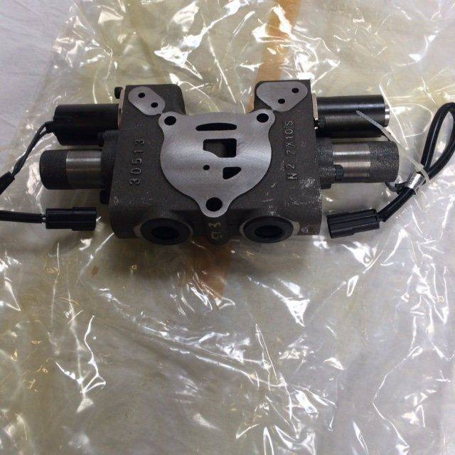 Valve assy,tilt for Caterpillar EP20K-35K/PAC - Hidraulikus szelep - Anyagmozgató gép: 2 kép. Valve assy,tilt for Caterpillar EP20K-35K/PAC - Hidraulikus szelep - Anyagmozgató gép: 2 kép.
