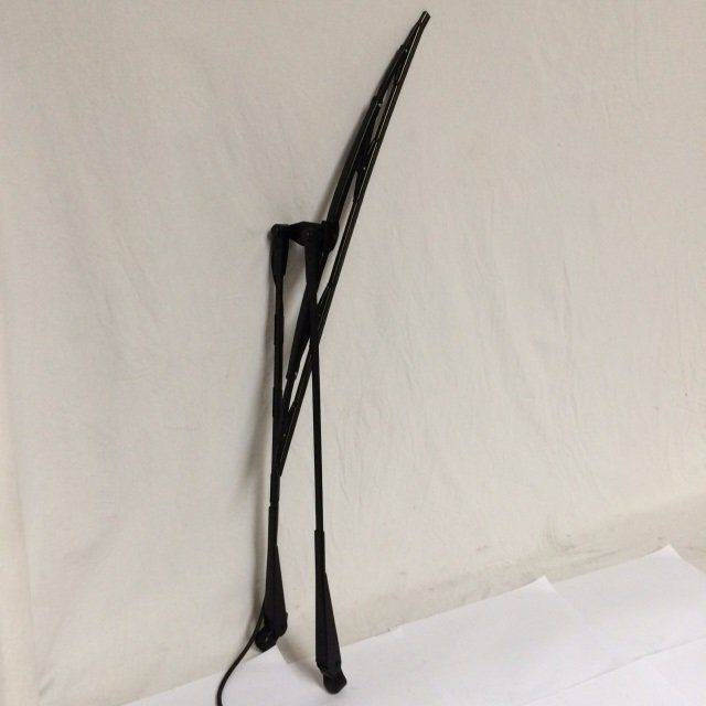 Wiper for Linde - Fülke és belső tér - Anyagmozgató gép: 1 kép. Wiper for Linde - Fülke és belső tér - Anyagmozgató gép: 1 kép.