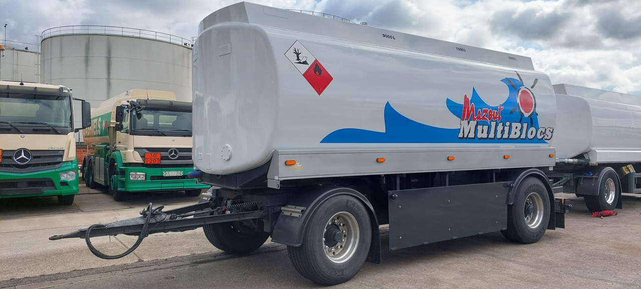 ATCOMEX - Tartályos pótkocsi: 1 kép. ATCOMEX - Tartályos pótkocsi: 1 kép.