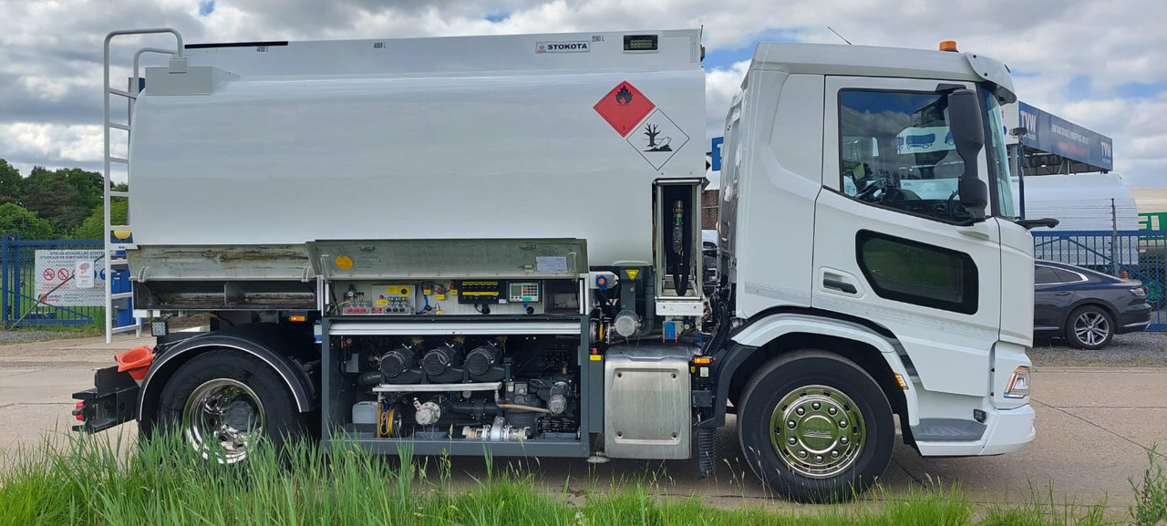 DAF XD300FA lízing DAF XD300FA: 8 kép.