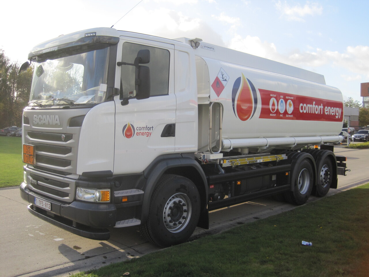 SCANIA G370 - Tartályos teherautó: 1 kép. SCANIA G370 - Tartályos teherautó: 1 kép.