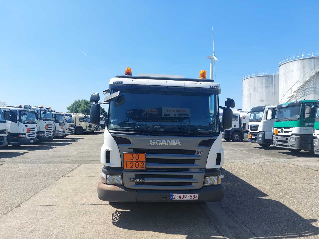SCANIA PRT - Tartályos teherautó: 5 kép. SCANIA PRT - Tartályos teherautó: 5 kép.