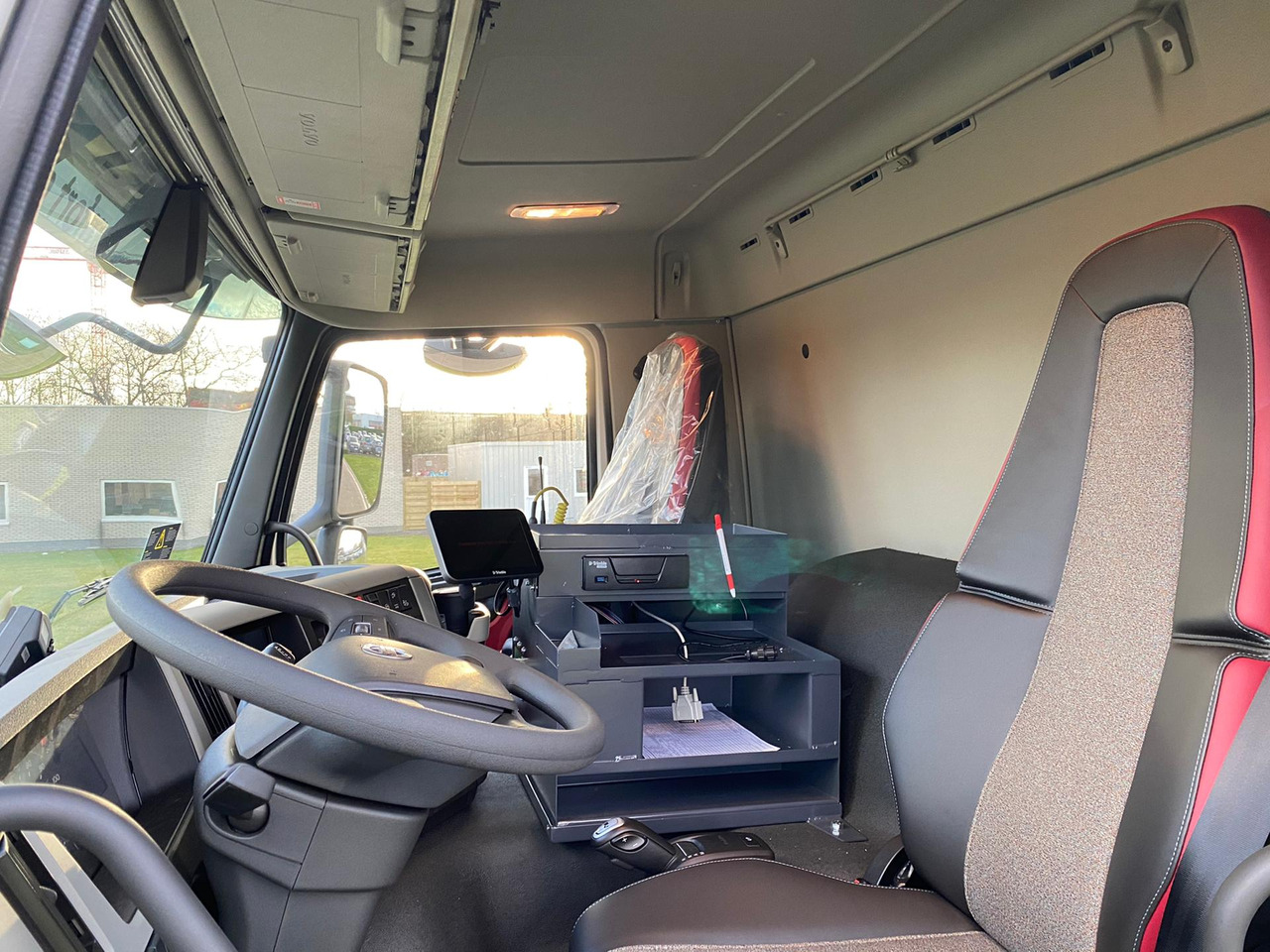 VOLVO FM - Tartályos teherautó: 4 kép. VOLVO FM - Tartályos teherautó: 4 kép.