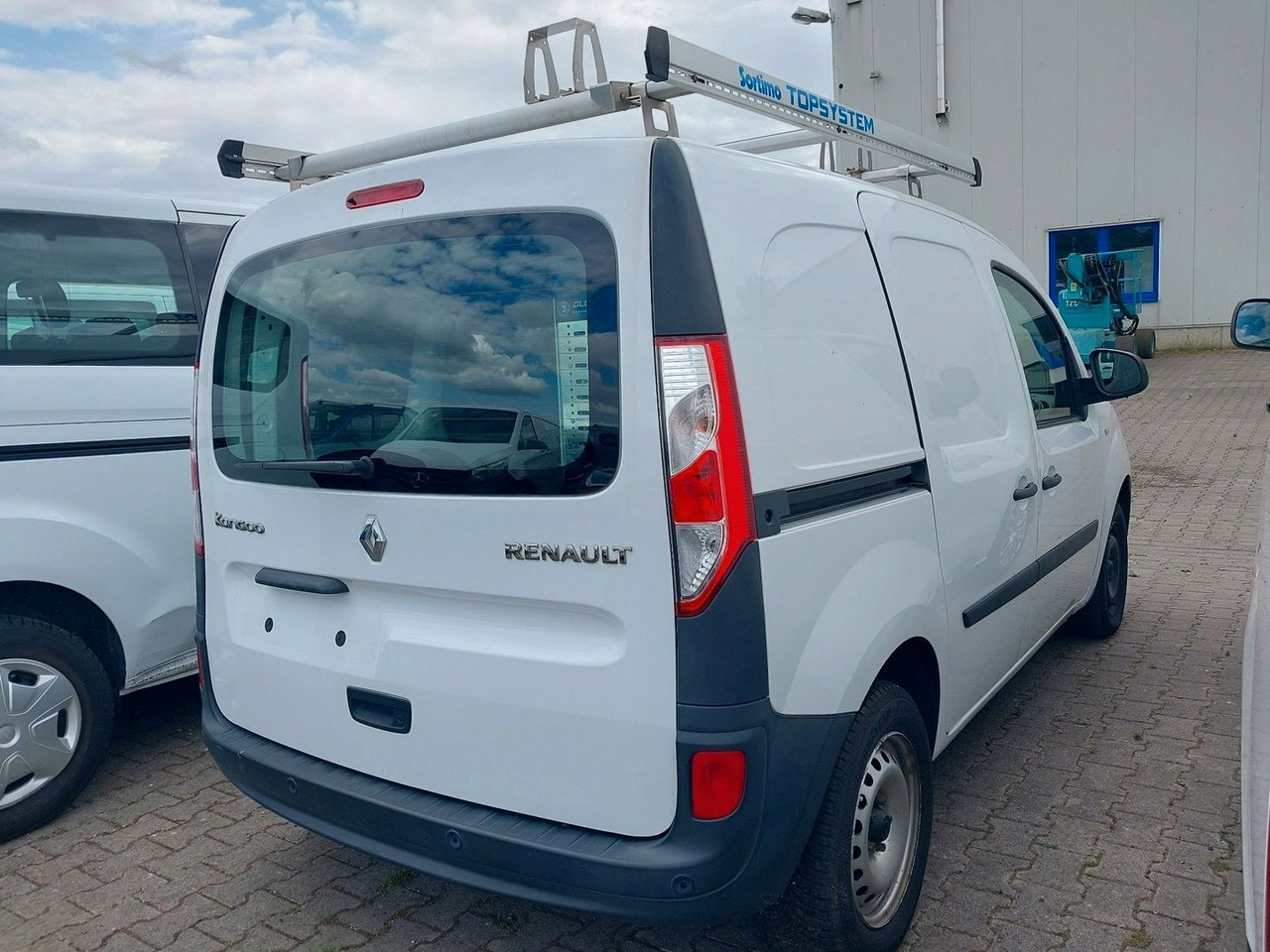 Renault Kangoo Rapid Extra, L1H1, Klima - Kis furgon: 4 kép. Renault Kangoo Rapid Extra, L1H1, Klima - Kis furgon: 4 kép.