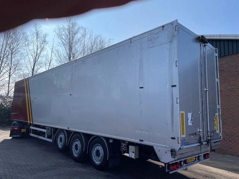 Bulthuis 92m3 Cargo Floor Liftas Schijfremmen APK/TUV 11/2025 - Félpótkocsi öönkihordós: 2 kép. Bulthuis 92m3 Cargo Floor Liftas Schijfremmen APK/TUV 11/2025 - Félpótkocsi öönkihordós: 2 kép.