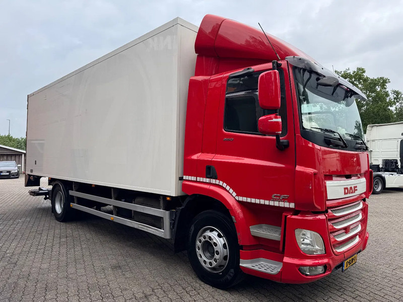 DAF CF 260 4X2 7.6 Frigoblock FK12 -25 Trennwand 2T LBW, HEIWO, Top condition - Hőszigetelt teherautó: 2 kép. DAF CF 260 4X2 7.6 Frigoblock FK12 -25 Trennwand 2T LBW, HEIWO, Top condition - Hőszigetelt teherautó: 2 kép.