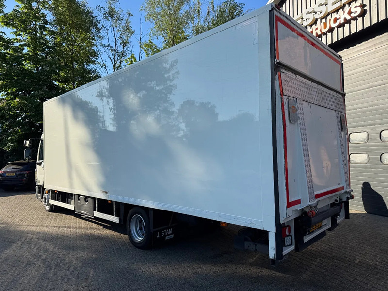 DAF LF 210 12T Airco 7.3M Koffer LBW 449.300KM NL Truck - Dobozos felépítményű teherautó: 4 kép. DAF LF 210 12T Airco 7.3M Koffer LBW 449.300KM NL Truck - Dobozos felépítményű teherautó: 4 kép.