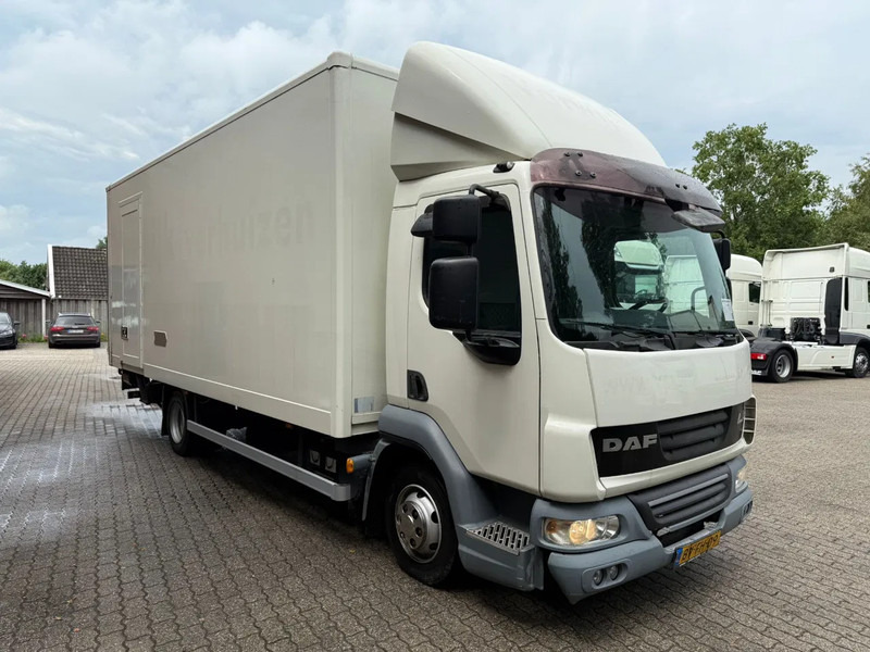 DAF LF 45.160 6.1M Koffer LBW Luchtvering 194.940KM!! - Dobozos felépítményű teherautó: 2 kép. DAF LF 45.160 6.1M Koffer LBW Luchtvering 194.940KM!! - Dobozos felépítményű teherautó: 2 kép.