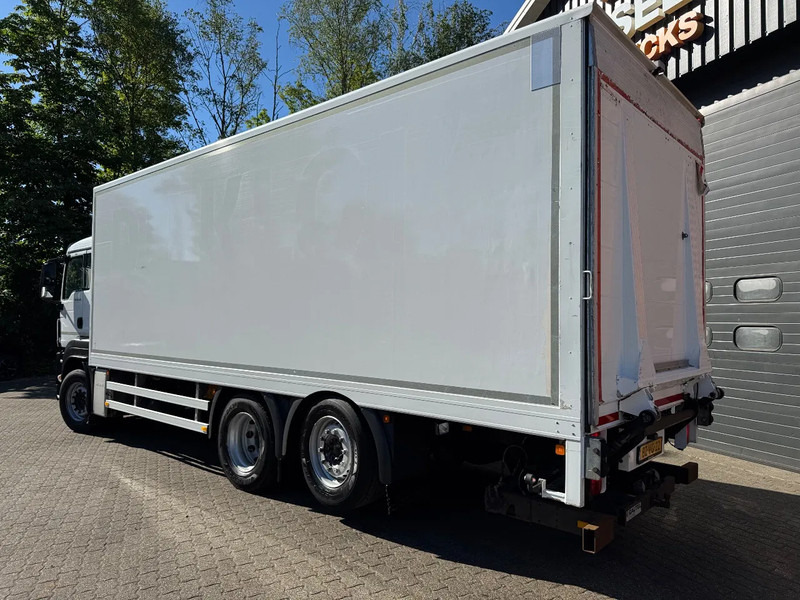 MAN TGS 26.320 EEV Koffer Stuuras AHK 2.500KG LBW 368.390KM! NL TRUCK - Dobozos felépítményű teherautó: 4 kép. MAN TGS 26.320 EEV Koffer Stuuras AHK 2.500KG LBW 368.390KM! NL TRUCK - Dobozos felépítményű teherautó: 4 kép.