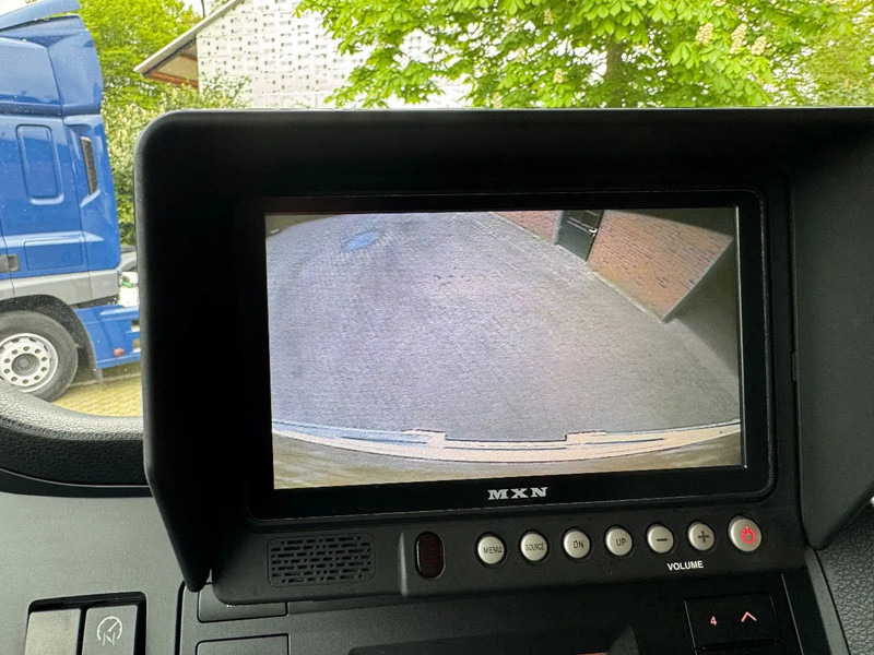 Dobozos felépítményű teherautó MAN TGS 26.320 EEV Koffer Stuuras AHK 3.000KG LBW 360.390KM! NL TRUCK: 18 kép.