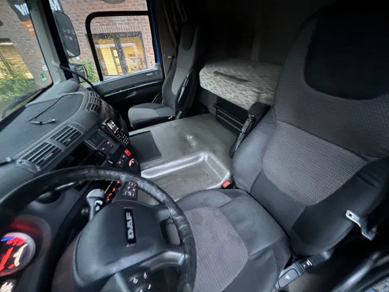 DAF CF 400 Space Cab NL Truck 764.313KM - Nyergesvontató: 5 kép. DAF CF 400 Space Cab NL Truck 764.313KM - Nyergesvontató: 5 kép.