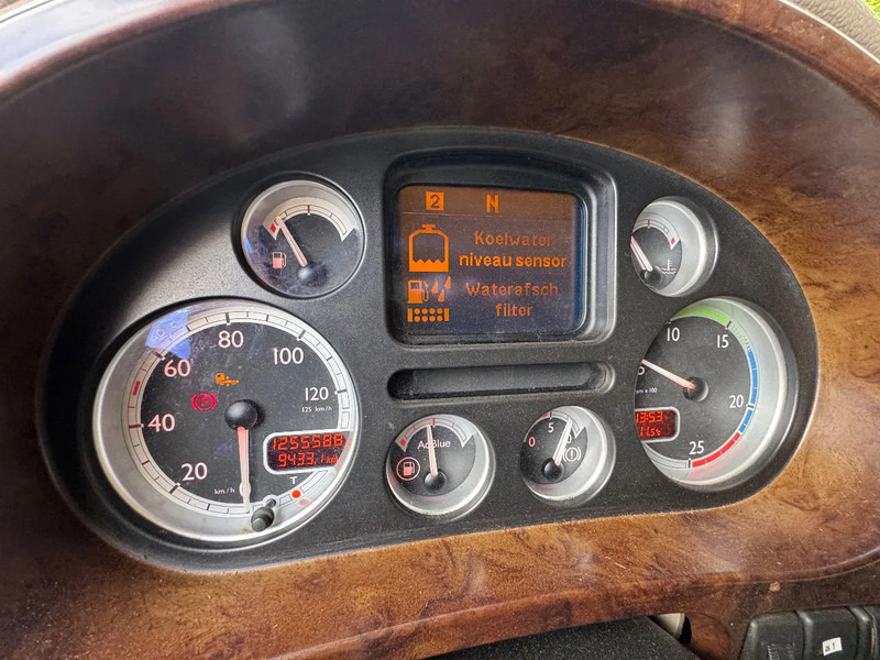 DAF XF 105.460 6X2 Midlift Hydrauliek Airco NL Truck lízing DAF XF 105.460 6X2 Midlift Hydrauliek Airco NL Truck: 10 kép.