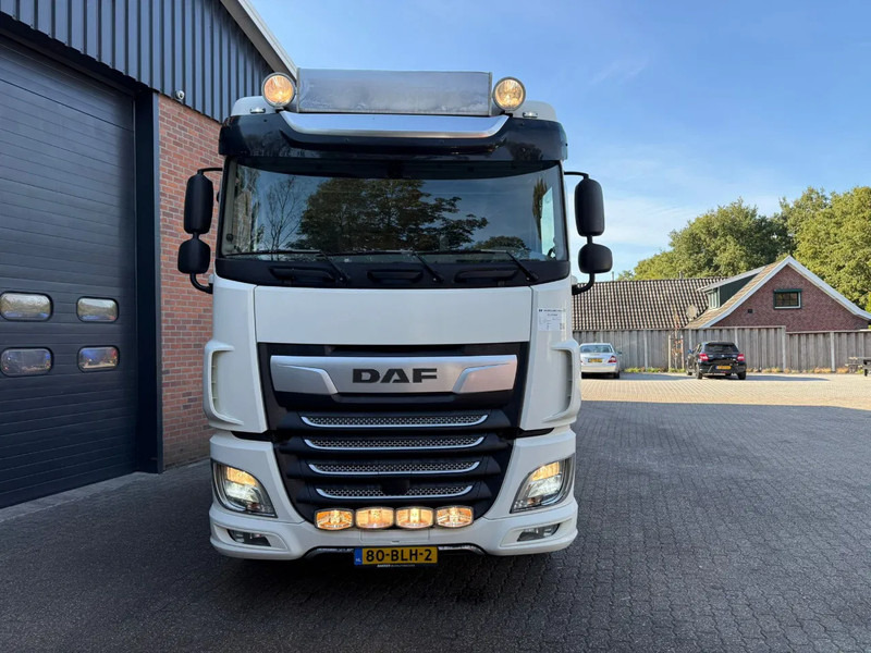 DAF XF 430 MX 13 4X2 Space Cab Standairco Alcoa NL Truck - Nyergesvontató: 3 kép. DAF XF 430 MX 13 4X2 Space Cab Standairco Alcoa NL Truck - Nyergesvontató: 3 kép.