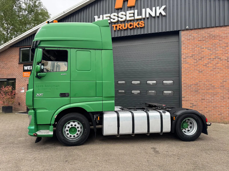 DAF XF 440 SSC Super Space NL Truck - Nyergesvontató: 5 kép. DAF XF 440 SSC Super Space NL Truck - Nyergesvontató: 5 kép.