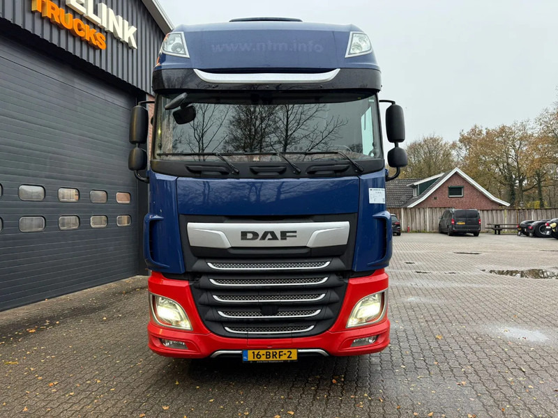 DAF XF 450 SSC Super Space LED Smarrttacho 2 Standairco Leer NL Truck - Nyergesvontató: 5 kép. DAF XF 450 SSC Super Space LED Smarrttacho 2 Standairco Leer NL Truck - Nyergesvontató: 5 kép.