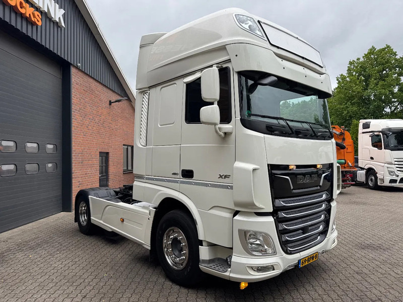 DAF XF 480 FTP 6X2 SSC Midlift Standairco ACC NL Truck - Nyergesvontató: 2 kép. DAF XF 480 FTP 6X2 SSC Midlift Standairco ACC NL Truck - Nyergesvontató: 2 kép.