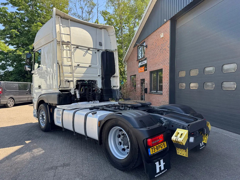 DAF XF 480 SSC Super Space LED EURO 6D Top condition NL Truck APK/TUV 04/2026 - Nyergesvontató: 5 kép. DAF XF 480 SSC Super Space LED EURO 6D Top condition NL Truck APK/TUV 04/2026 - Nyergesvontató: 5 kép.