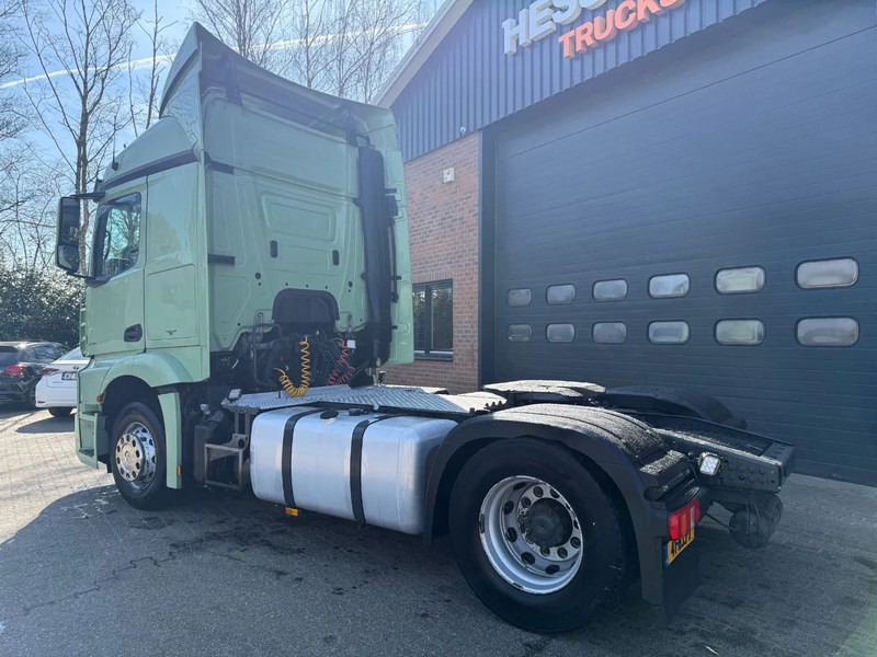 Mercedes-Benz Actros 1936 4X2 Streamspace Xenon NL Truck - Nyergesvontató: 4 kép. Mercedes-Benz Actros 1936 4X2 Streamspace Xenon NL Truck - Nyergesvontató: 4 kép.