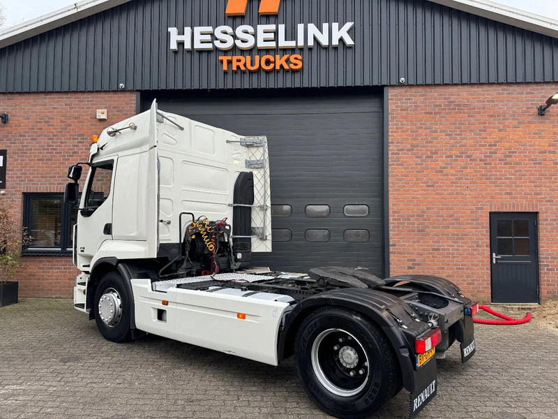 Renault Premium 450 4X2 2X Tank 774.550KM Side skirts NL Truck - Nyergesvontató: 4 kép. Renault Premium 450 4X2 2X Tank 774.550KM Side skirts NL Truck - Nyergesvontató: 4 kép.