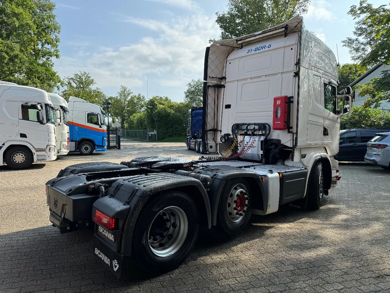 Scania R520 V8 6X2 Topline Retarder 2x tank NL Truck - Nyergesvontató: 3 kép. Scania R520 V8 6X2 Topline Retarder 2x tank NL Truck - Nyergesvontató: 3 kép.