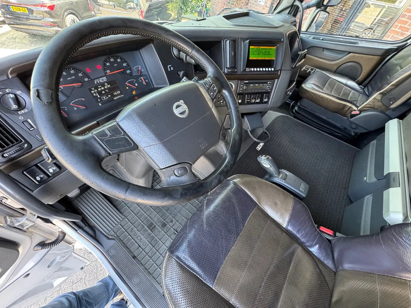 Volvo FH 16.600 6X2 Globetrotter XL Naafreductie Alcoa's NL Truck EURO 5 - Top condition - Nyergesvontató: 5 kép. Volvo FH 16.600 6X2 Globetrotter XL Naafreductie Alcoa's NL Truck EURO 5 - Top condition - Nyergesvontató: 5 kép.