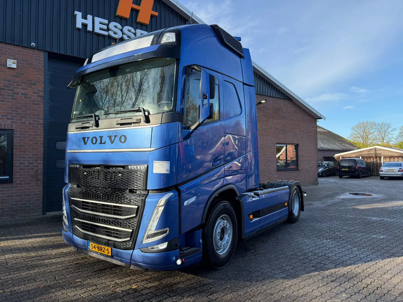 Volvo FH 460 Globetrotter XL 2x tank Standairco 405.369KM! NL Truck - APK 09-2026 - Nyergesvontató: 1 kép. Volvo FH 460 Globetrotter XL 2x tank Standairco 405.369KM! NL Truck - APK 09-2026 - Nyergesvontató: 1 kép.