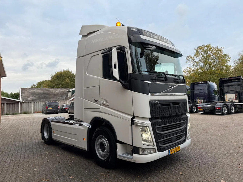Volvo FH 500 4x2 Globetrotter Hydraukic Standairco 799.830KM NL Truck - Nyergesvontató: 2 kép. Volvo FH 500 4x2 Globetrotter Hydraukic Standairco 799.830KM NL Truck - Nyergesvontató: 2 kép.