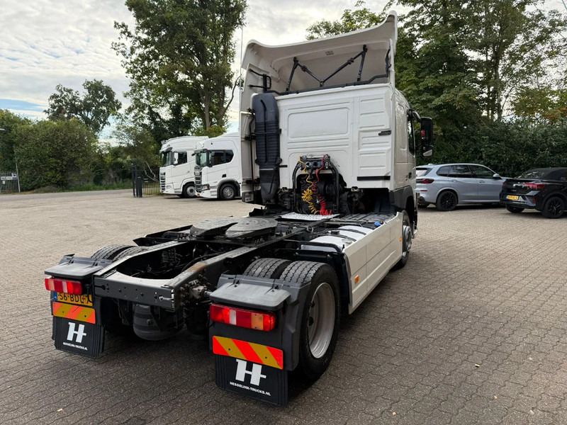 Volvo FM 330 Slaapcabine Side skirts NL Truck APK/TUV 05-2026 - Nyergesvontató: 3 kép. Volvo FM 330 Slaapcabine Side skirts NL Truck APK/TUV 05-2026 - Nyergesvontató: 3 kép.