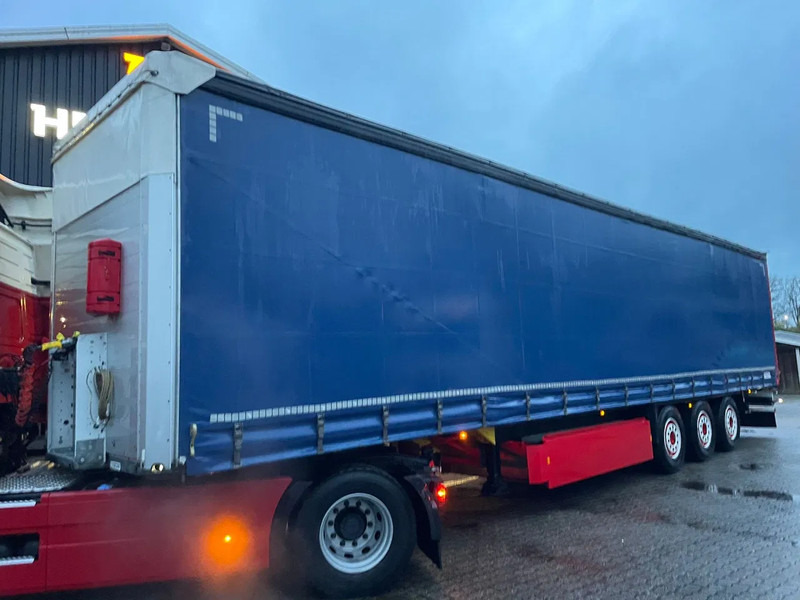 Schmitz Cargobull SCB*S3T Schuifzeilen/Schuifdak SAF Schijfremmen, top conditie - Ponyvás félpótkocsi: 1 kép. Schmitz Cargobull SCB*S3T Schuifzeilen/Schuifdak SAF Schijfremmen, top conditie - Ponyvás félpótkocsi: 1 kép.