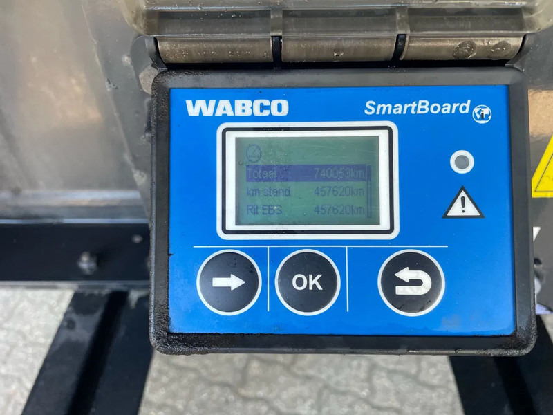 Félpótkocsi billenőplatós Stas S300CX 60m3 Liftas Naloop stuuras: 12 kép. Félpótkocsi billenőplatós Stas S300CX 60m3 Liftas Naloop stuuras: 12 kép.