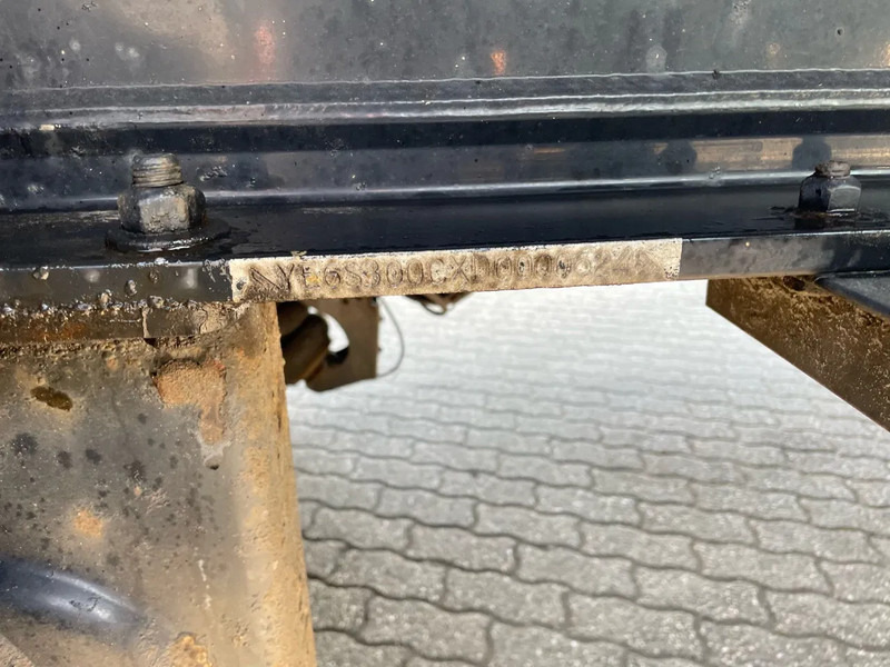 Félpótkocsi billenőplatós Stas S300CX 60m3 Liftas Naloop stuuras: 17 kép. Félpótkocsi billenőplatós Stas S300CX 60m3 Liftas Naloop stuuras: 17 kép.