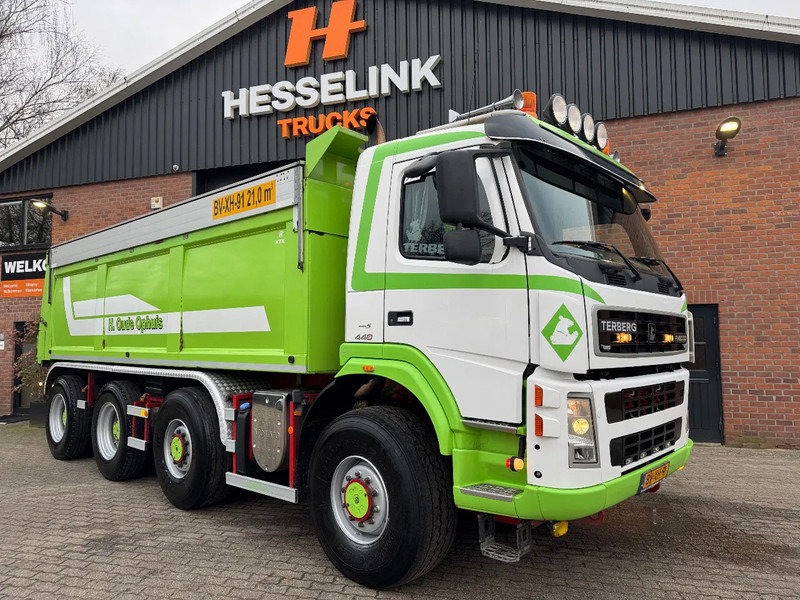Terberg FM 2000 8X8 21m3 Isolated Hardox Manual gearbox NL truck - Billenőplatós teherautó: 5 kép. Terberg FM 2000 8X8 21m3 Isolated Hardox Manual gearbox NL truck - Billenőplatós teherautó: 5 kép.