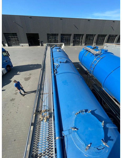 Vocol 36m3 RVS Mestoplegger Geijkte weging VMA Bemonstering 2X Stuuras - Tartályos félpótkocsi: 5 kép. Vocol 36m3 RVS Mestoplegger Geijkte weging VMA Bemonstering 2X Stuuras - Tartályos félpótkocsi: 5 kép.