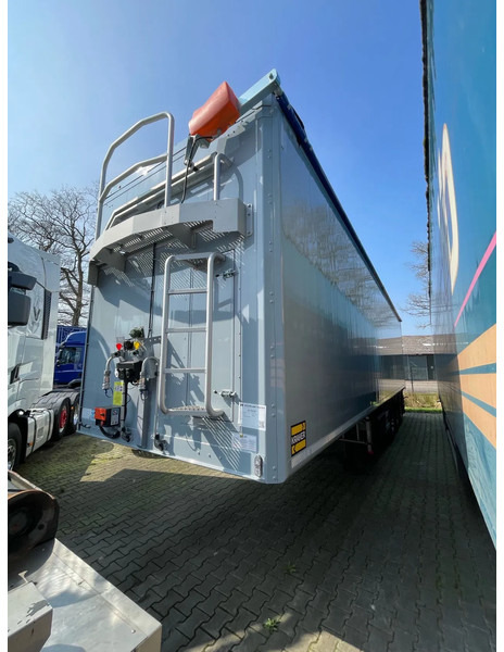 Kraker 72m3 11M Agrar Liftas Automatisch dak! Nieuw/NEW, DIRECT - Félpótkocsi öönkihordós: 1 kép. Kraker 72m3 11M Agrar Liftas Automatisch dak! Nieuw/NEW, DIRECT - Félpótkocsi öönkihordós: 1 kép.
