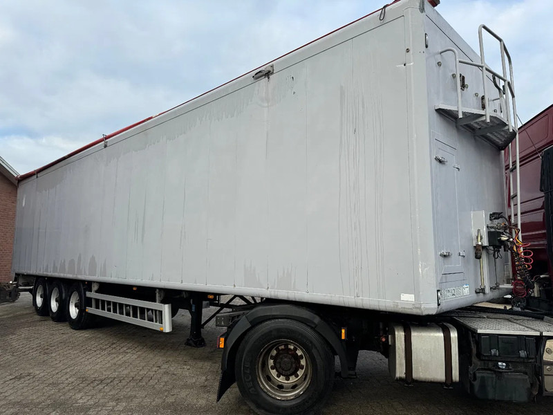 Kraker CF 200 92m3 Agrar Alcoa APK/TUV 10/2025!! - Félpótkocsi öönkihordós: 3 kép. Kraker CF 200 92m3 Agrar Alcoa APK/TUV 10/2025!! - Félpótkocsi öönkihordós: 3 kép.