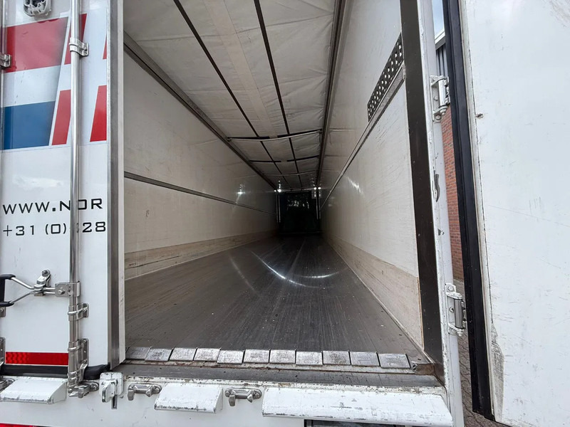 Kraker CF-ISO Koel / Walkingfloor Thermo King SLX 400 - Félpótkocsi öönkihordós: 5 kép. Kraker CF-ISO Koel / Walkingfloor Thermo King SLX 400 - Félpótkocsi öönkihordós: 5 kép.