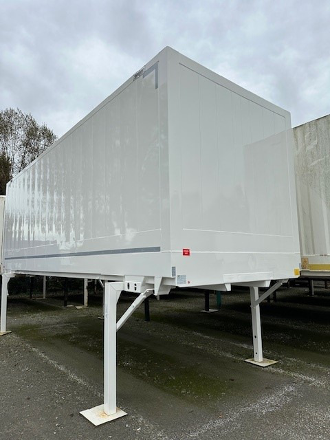 Doboz felépitmény Krone BDF-System 7.450 mm lang, Lack NEU in Premium Plus: 8 kép.