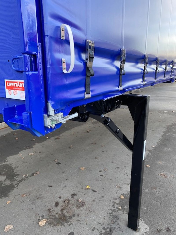Krone BDF-System, 7.450 mm lang - Ponyvás felépítmény: 1 kép. Krone BDF-System, 7.450 mm lang - Ponyvás felépítmény: 1 kép.