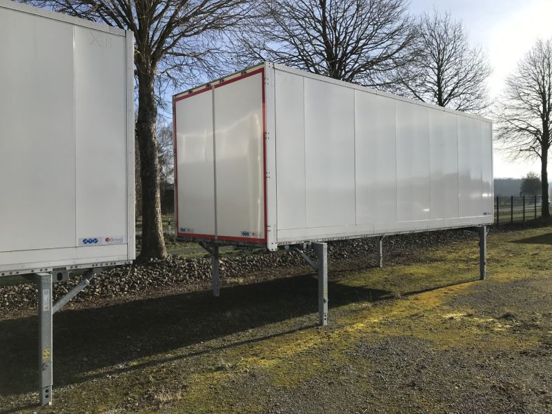 Spier Stahl-Glattwand Wechselkoffer, BDF-System, 7.450 mm lang, Fabrikneu - Doboz felépitmény: 3 kép. Spier Stahl-Glattwand Wechselkoffer, BDF-System, 7.450 mm lang, Fabrikneu - Doboz felépitmény: 3 kép.