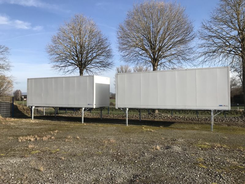 Spier Stahl-Glattwand Wechselkoffer, BDF-System, 7.450 mm lang, Fabrikneu - Doboz felépitmény: 2 kép. Spier Stahl-Glattwand Wechselkoffer, BDF-System, 7.450 mm lang, Fabrikneu - Doboz felépitmény: 2 kép.