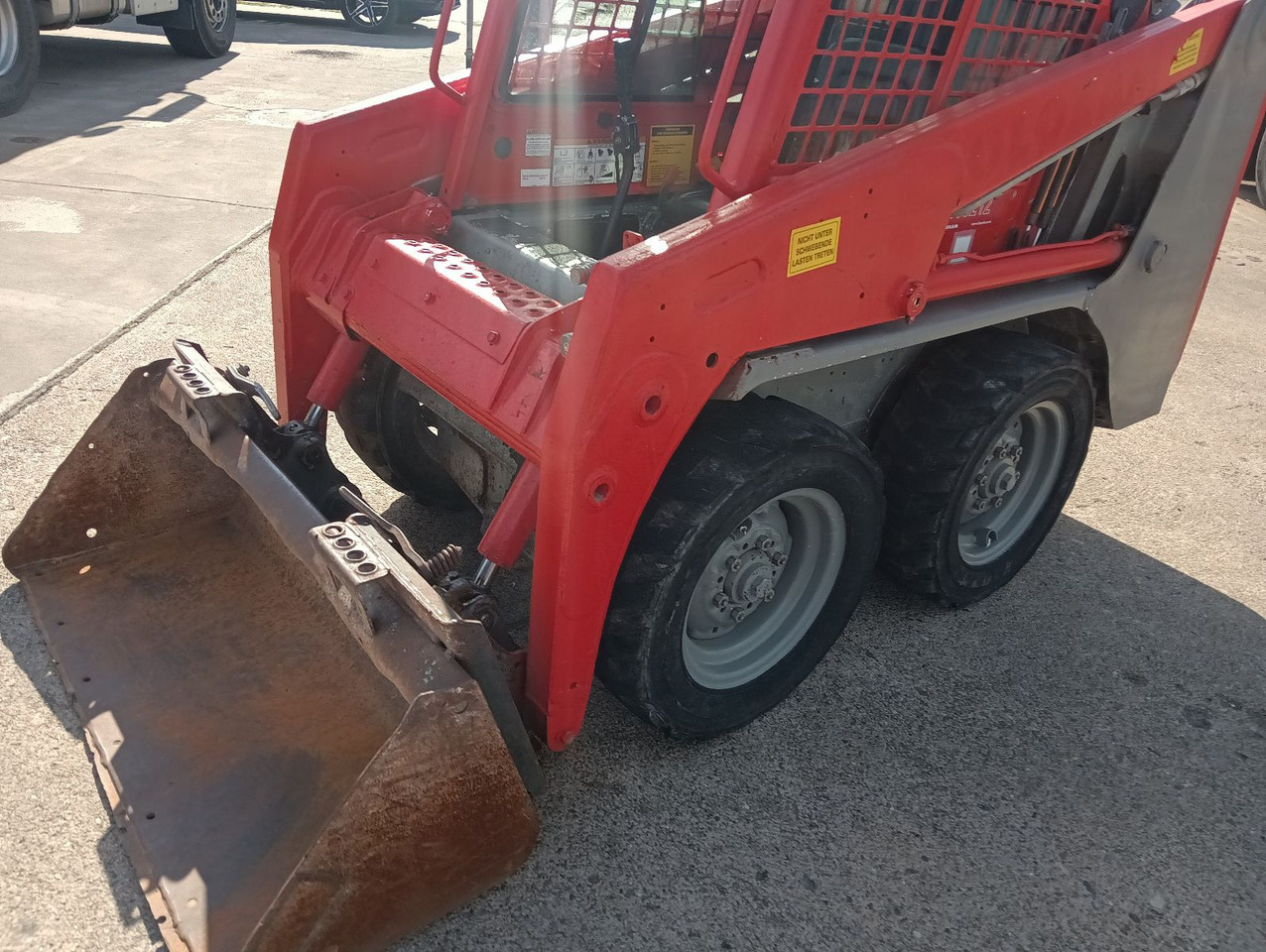 Bobcat S 100 Kompaktlader 1.8t. 925h ServiceNeu! lízing Bobcat S 100 Kompaktlader 1.8t. 925h ServiceNeu!: 15 kép. Bobcat S 100 Kompaktlader 1.8t. 925h ServiceNeu! lízing Bobcat S 100 Kompaktlader 1.8t. 925h ServiceNeu!: 15 kép.
