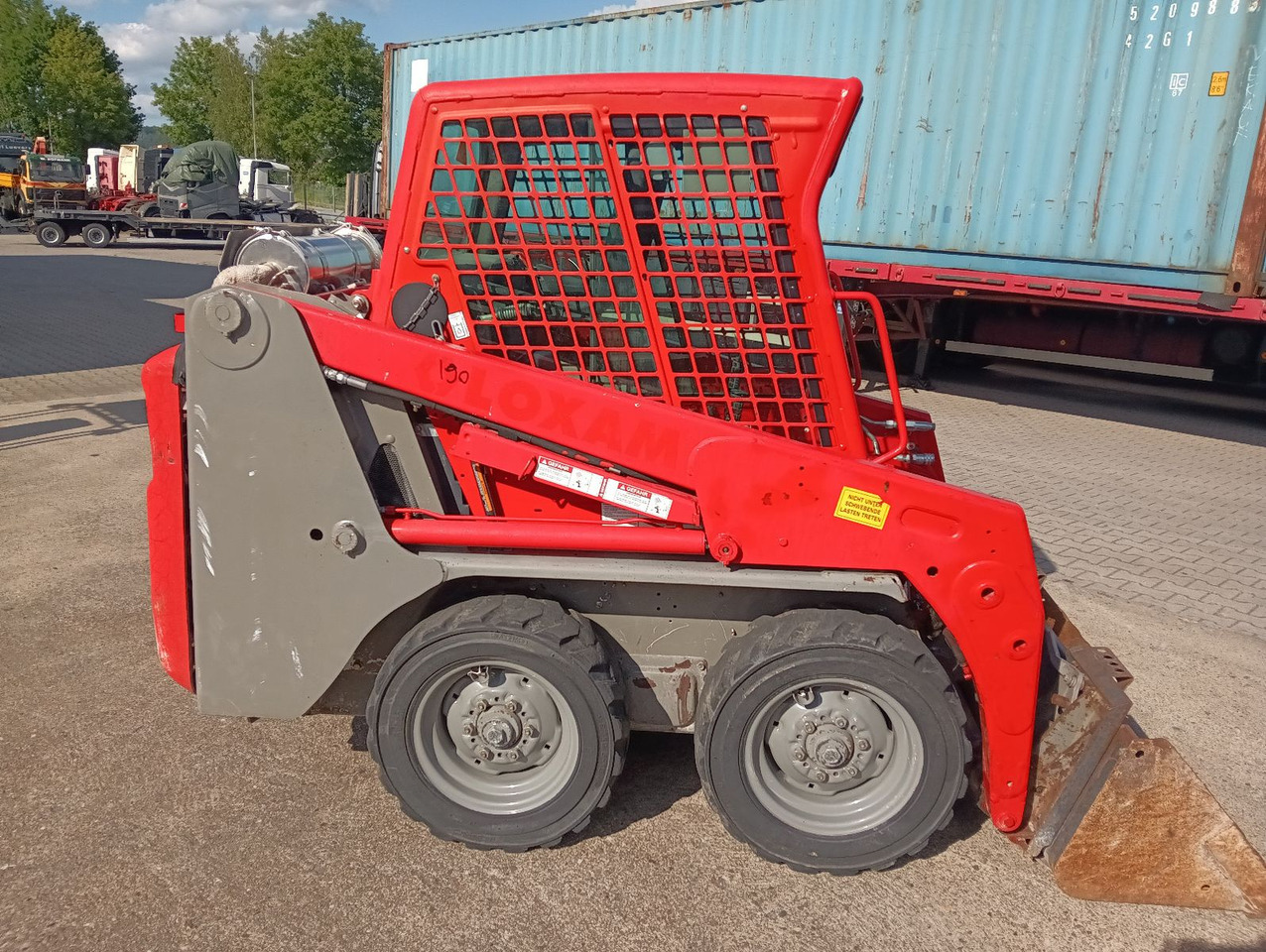 Bobcat S 100 Kompaktlader 1.8t. 925h ServiceNeu! lízing Bobcat S 100 Kompaktlader 1.8t. 925h ServiceNeu!: 10 kép. Bobcat S 100 Kompaktlader 1.8t. 925h ServiceNeu! lízing Bobcat S 100 Kompaktlader 1.8t. 925h ServiceNeu!: 10 kép.