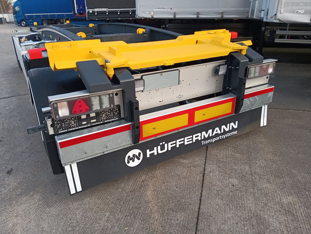Hüffermann HSA1870 SAF VERZINKT Schlitten 5m-7m 3158kg NEU - Multiliftes/ Konténerszállító pótkocsi: 1 kép. Hüffermann HSA1870 SAF VERZINKT Schlitten 5m-7m 3158kg NEU - Multiliftes/ Konténerszállító pótkocsi: 1 kép.