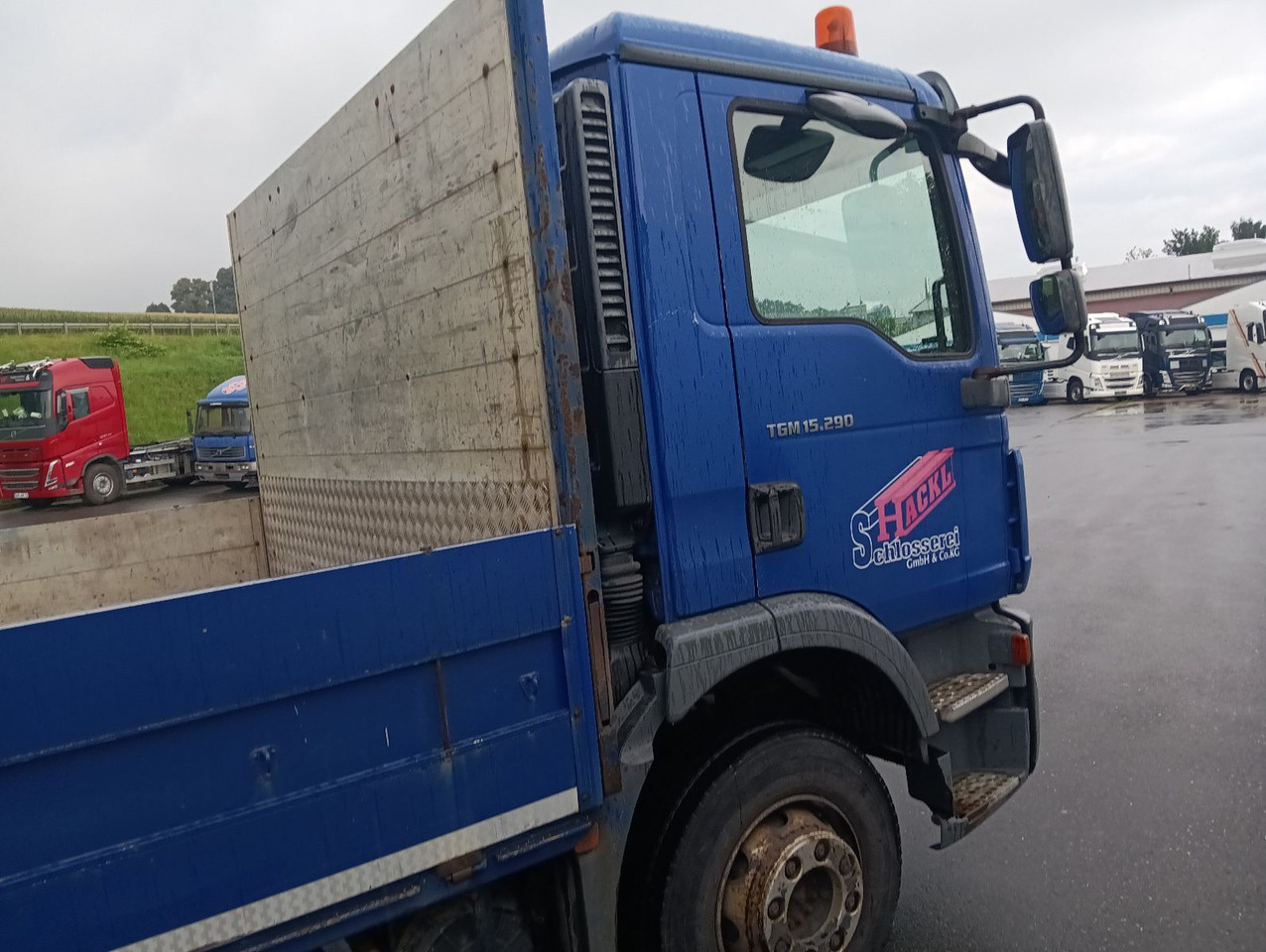 Platós teherautó MAN TGM 15:290 4x2BL 8,5t NL 7m Klima 50erAHK Rungen: 7 kép.
