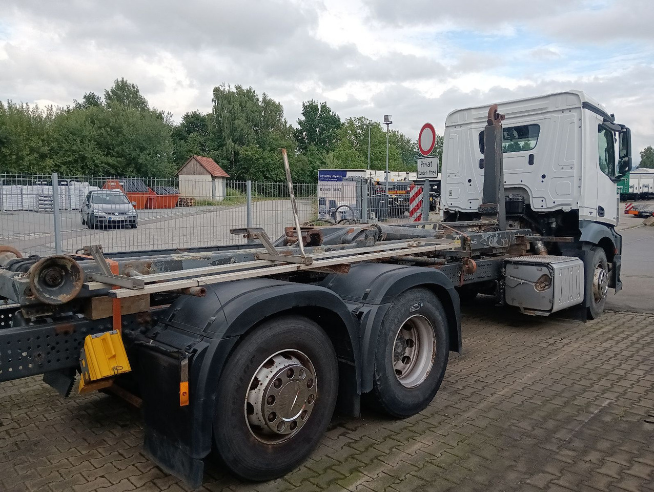 Mercedes-Benz 2545 6x2 Lenk/Lift MEILLER RK2070 Luft/Luft - Alvaz teherautó: 4 kép. Mercedes-Benz 2545 6x2 Lenk/Lift MEILLER RK2070 Luft/Luft - Alvaz teherautó: 4 kép.