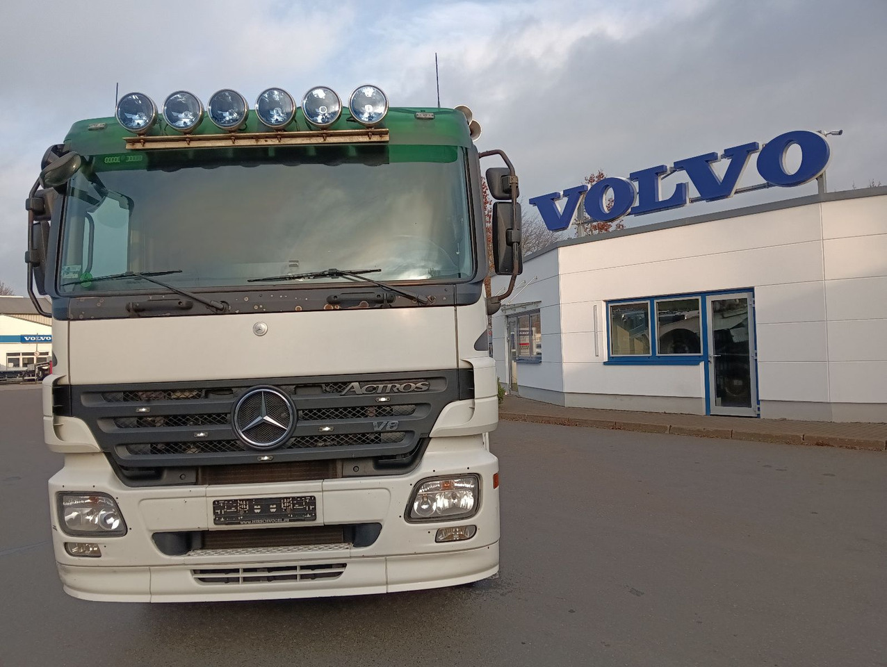Mercedes-Benz V8 3355 6x4 Blatt/Blatt ATM/ATG GLOGGER EPSILON Mercedes-Benz V8 3355 6x4 Blatt/Blatt ATM/ATG GLOGGER EPSILON - Rönkszállító teherautó, Darus autó: 1 kép. Mercedes-Benz V8 3355 6x4 Blatt/Blatt ATM/ATG GLOGGER EPSILON Mercedes-Benz V8 3355 6x4 Blatt/Blatt ATM/ATG GLOGGER EPSILON - Rönkszállító teherautó, Darus autó: 1 kép.