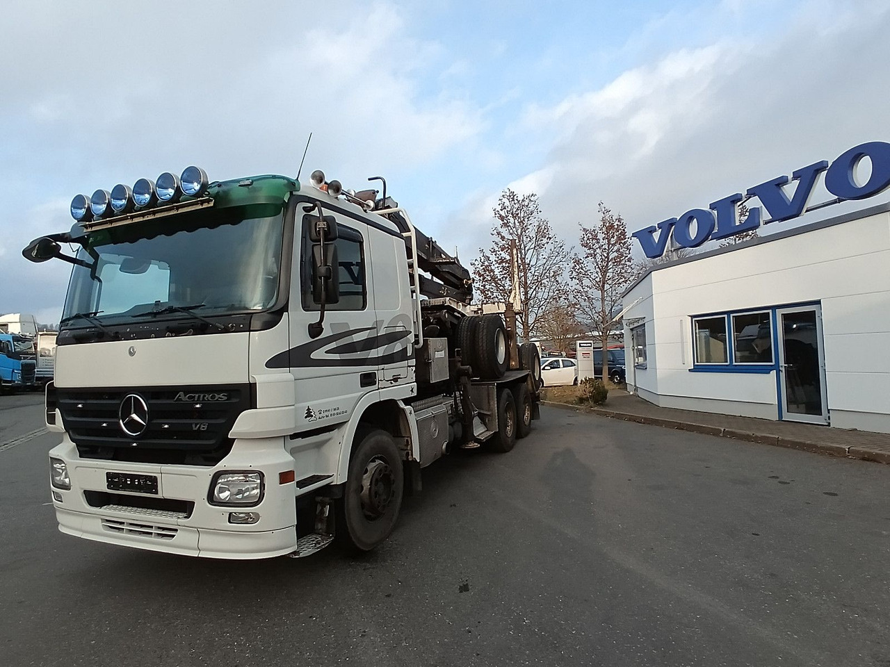 Mercedes-Benz V8 3355 6x4 Blatt/Blatt ATM/ATG GLOGGER EPSILON Mercedes-Benz V8 3355 6x4 Blatt/Blatt ATM/ATG GLOGGER EPSILON - Rönkszállító teherautó, Darus autó: 3 kép. Mercedes-Benz V8 3355 6x4 Blatt/Blatt ATM/ATG GLOGGER EPSILON Mercedes-Benz V8 3355 6x4 Blatt/Blatt ATM/ATG GLOGGER EPSILON - Rönkszállító teherautó, Darus autó: 3 kép.