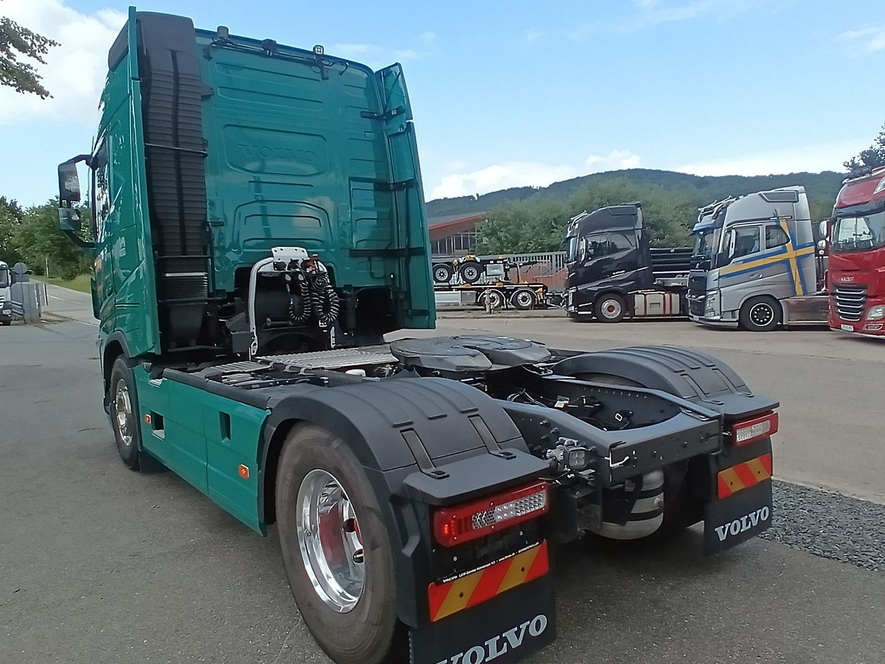 Volvo FH 500 4x2T Globe Voll-Luft ACC I-PARC NaviALCOA - Nyergesvontató: 4 kép. Volvo FH 500 4x2T Globe Voll-Luft ACC I-PARC NaviALCOA - Nyergesvontató: 4 kép.